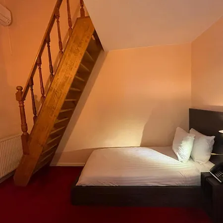 Hotel La Bourse 3*