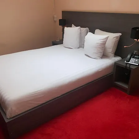 La Bourse Hotel 3*
